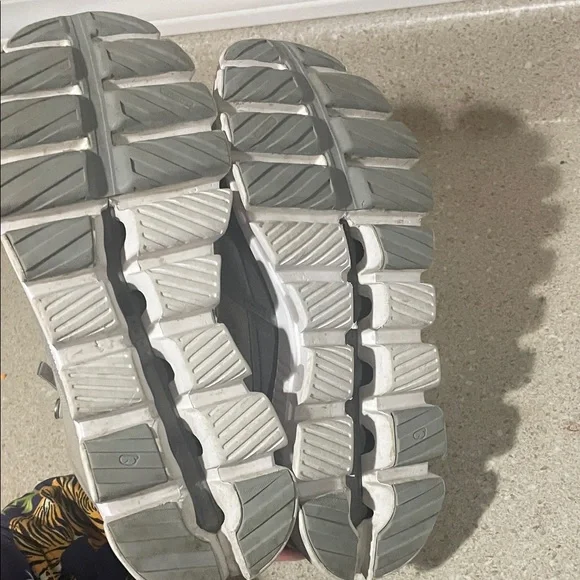 On Running women Gray and White Athletic Shoes - Picture 8 of 15